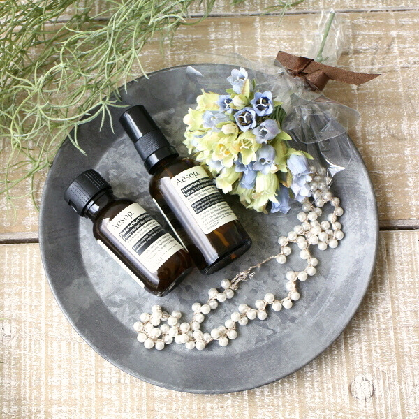 アクセサリートレイ ブリキ 鉢皿 受け皿 プレート 小物置き アンティーク キャンドル お香 アロマ 玄関 マットシルバー グレー 直径21.5cm ブリキラウンドトレイ XL [spc4518]