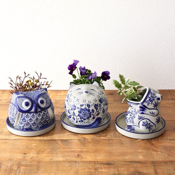 植木鉢 受け皿付き 猫 ふくろう カエル 多肉植物 サボテン 観葉植物 プランター 室内 おしゃれ ミニ 小さい 陶器 底穴あり 卓上 かわいい 磁器のアニマルポット 青花3タイプ [swa1265]
