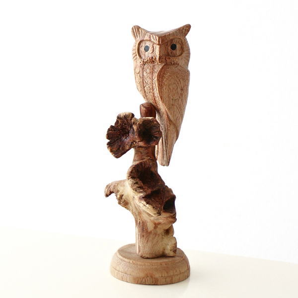 ふくろう 置物 木製 玄関 かわいい オブジェ 木彫り 鳥 天然木 おしゃれ ナチュラル インテリア 雑貨 古木と小さな木彫の止まり木フクロウ [tom0622]