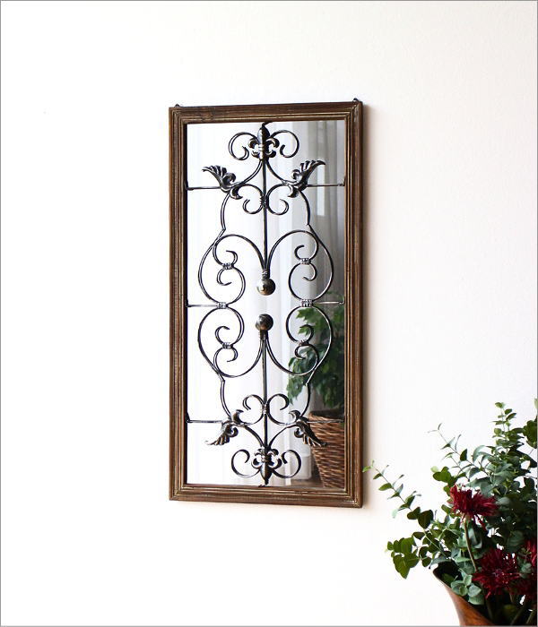 70-80s vintageのモダンなウォールミラー。 70-80s vintageのモダンなウォールミラー。