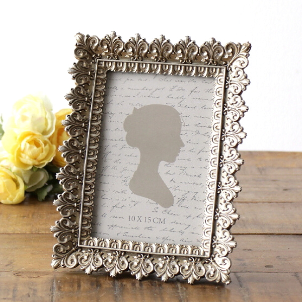 フォトフレーム 写真立て アンティーク おしゃれ エレガント ハガキサイズ ポストカードサイズ 額縁 インテリア 縦横 横向き 対応 クラシックなフォトフレーム ロココレース [vin2987]