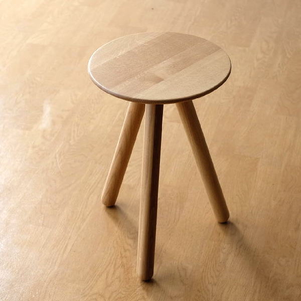 スツール 木製 天然木 ウッドスツール おしゃれ オーク 無垢材 ウッド シンプル スタイリッシュ ナチュラル スリーレッグスツール オーク 【送料無料】 [map9925]