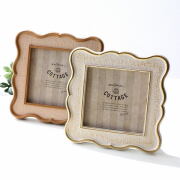 フォトフレーム 写真立て スクエア 正方形 四角 小さい おしゃれ 可愛い 波型フレーム 卓上 壁掛け アンティーク クラシック ウェーブフォトフレーム 2カラー [kan8914]