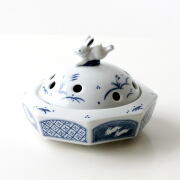 蚊取り線香入れ おしゃれ 陶器 うさぎ 蚊遣り 蚊やり 蚊遣り器 蚊遣器 蚊取り線香 かわいい 陶器の蚊遣り 香炉風うさぎ [ksn9973]