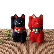 招き猫 置物 陶器 瀬戸焼 素焼き 小さい 手描き 縁起物 開運 小判 小槌 松 可愛い 日本製 インテリア 玄関 リビング 小さな福尽くし招き猫 2カラー [mkn3584]