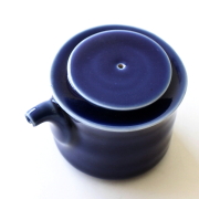 醤油さし 醤油差し しょうゆ差し しょうゆ入れ おしゃれ 陶器 磁器 液だれしにくい 和風 かわいい 波佐見焼 陶器のお醤油さし 瑠璃 [msg9392]