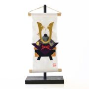 タペストリー 置物 オブジェ 五月人形 兜 節句飾り ちりめん細工 おしゃれ かわいい 日本製 卓上 飾り 和風 台付きミニタペストリー 兜 [mzk1552]