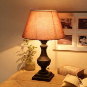 テーブルランプ おしゃれ ウッド 天然木 クラシック フレンチシャビー調 アンティーク ライト クラシックなテーブルランプ バリュストル [scc9108]