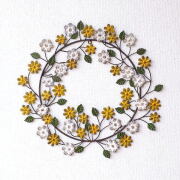 壁飾り おしゃれ リース 玄関 壁掛け かわいい アンティーク アイアン 壁面 レトロ ディスプレイ シャビーアイアンのフラワーリース [toy8357]