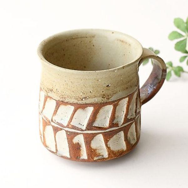 マグカップ 陶器 日本製 瀬戸焼 コーヒーカップ 大きめ 315ml 面取り 和食器 和モダン ナチュラル おしゃれ 焼き物 土物 焼〆 面取りマグ [mkn6042]
