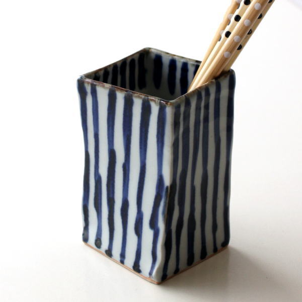 箸立て 陶器 有田焼 おしゃれ 日本製 焼き物 四角 和風 ペン立て ペンスタンド カトラリースタンド 陶器の箸立て 濃十草 [msg3871]