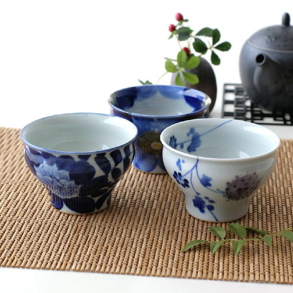 煎茶碗 湯呑み 湯のみ おしゃれ 磁器 小鉢 波佐見焼 日本製 和食器 和風 焼き物 染付け 湯飲み茶碗 ギフト プレゼント 染付煎茶碗 3タイプ [msg8178]