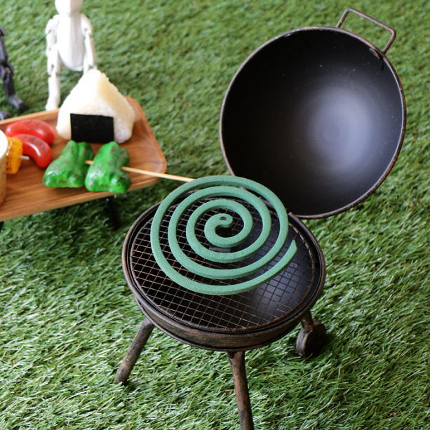 蚊取り線香ホルダー おしゃれ アイアン 蚊遣り 蚊やり 蚊遣り器 蚊遣器 蚊取り線香入れ オブジェ 蚊取線香 アイアンの蚊遣 バーベキューグリル [mty4091]