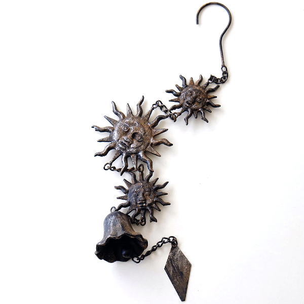 アイアンベル 呼び鈴 玄関ベル エスニック レトロ風 サンフェイス ガーデンベル オーナメント 錆風ペイント アイアンのサンフェイスベル [mty6533]