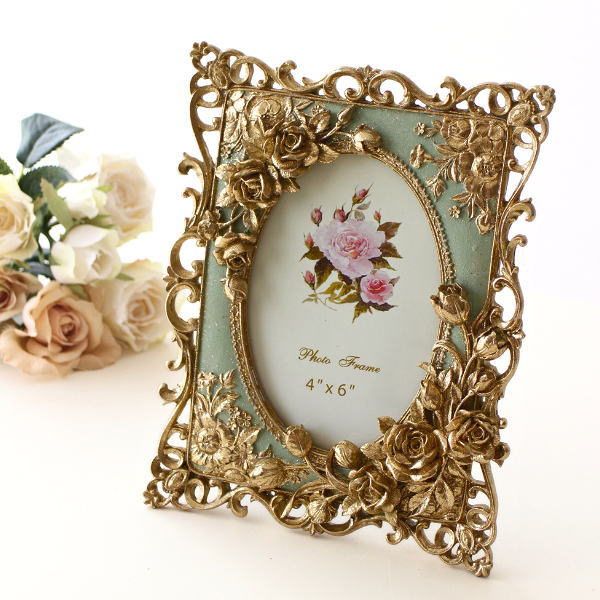 写真立て フォトフレーム おしゃれ アンティーク エレガント 可愛い 花 薔薇 ポストカード ハガキサイズ KG判 楕円 オーバル 窓 縦置き 豪華 フォトフレーム アンティークゴールドローズ [pic2649]