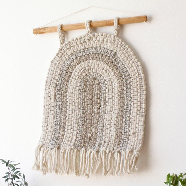 タペストリー おしゃれ 北欧 マクラメ編み 手作り ナチュラル 布 壁掛け インテリア 玄関 リビング 壁飾り 70×90cm ウールのウォールタペストリーARCADE 【送料無料】 [ras1004]