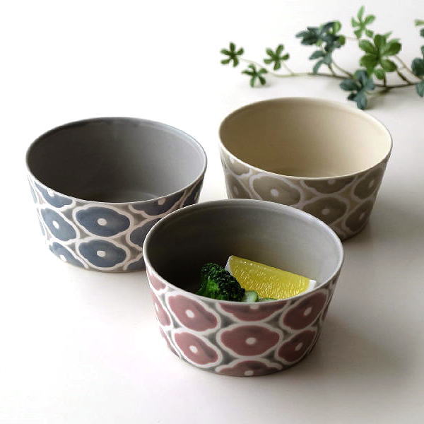 スープカップ スタッキング おしゃれ 砥部焼 日本製 焼き物 スープボウル 北欧 和モダン かわいい 食洗機対応 電子レンジ対応 磁器 サラダ シリアル シチュー マルチボウル ノルディックフラワー 3カラー [scy2574]