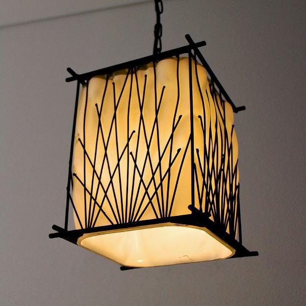 ペンダントライト 吹きガラス アイアン 引っ掛けシーリング アンティーク 和モダン 吊り下げ 天井照明 カフェ 玄関 トイレ 廊下 寝室 吹きガラスのペンダントライト 【送料無料】 [sik6800]