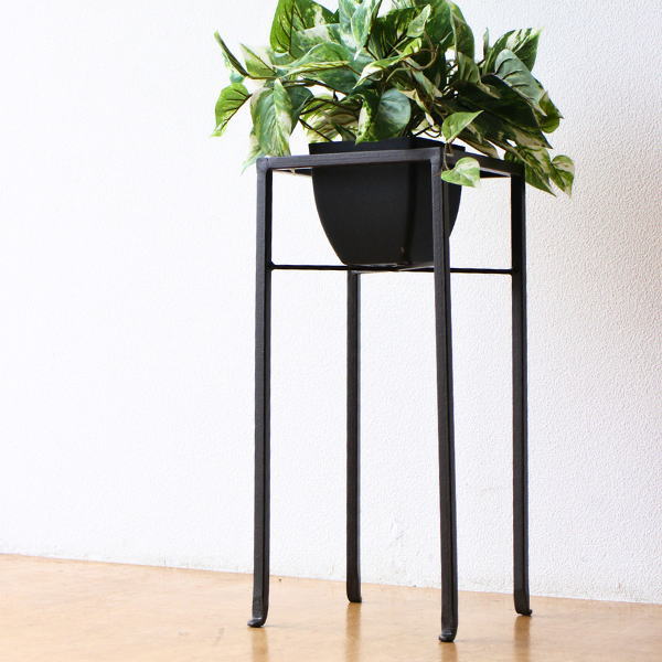 フラワースタンド アイアン 室内 屋外 ポットスタンド 鉢スタンド 花台 植木鉢台 観葉植物 鉢植え 置き台 玄関 ガーデン 正方形 縦型 アイアンのフラワーラックスタンド [spc5831]