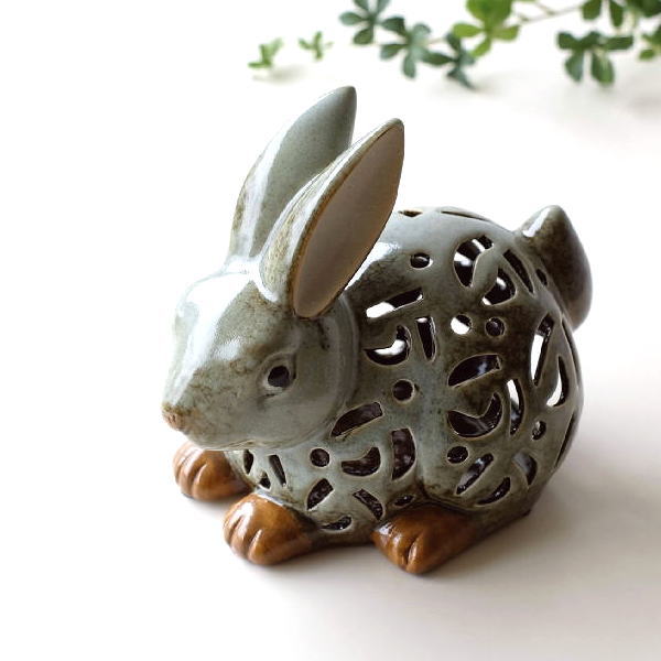 お香立て 香炉 陶器 おしゃれ うさぎ ウサギ かわいい LEDキャンドル キャンドルホルダー 置物 オブジェ プレゼント 陶器 兎透かし香炉 [swa5845]