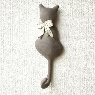 壁掛けフック ウォールフック 猫雑貨 ネコ ねこ 壁掛け キーフック 帽子掛け 鍵掛け アジアン雑貨 かわいい アンティーク レトロ ネコのテールフック リボン [toy9504]