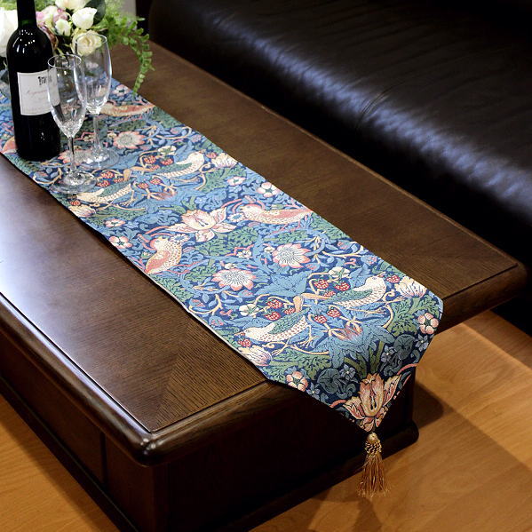 テーブルランナー ロング おしゃれ タッセル付き モダン 150 北欧 刺繍 テーブルクロス Strawberry Thief テーブルランナー 150cm [vin4845]