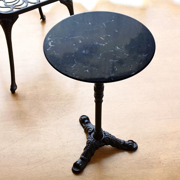 カフェテーブル 大理石 丸テーブル 1本脚 高さ60cm ブラック 円形 コーヒーテーブル アイアン モダン ソファ ベッド サイドテーブル 玄関 花台 クラシックな大理石テーブル BK【送料無料】 [vin5020]