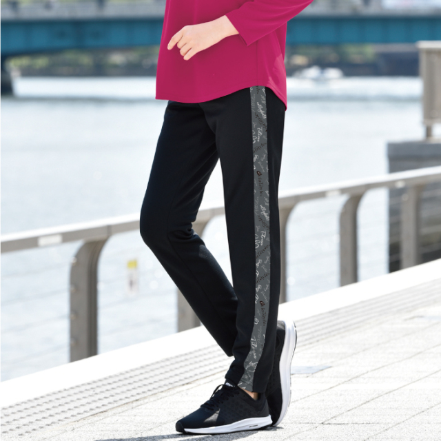 eclaT style ロゴデザインパンツ10分丈