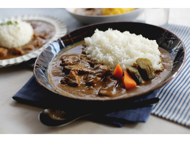 千屋牛　炙り牛カレー　商品イメージ