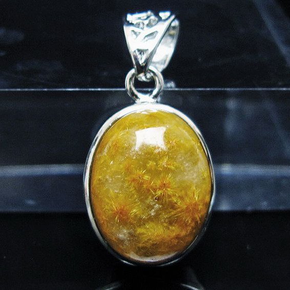 タイチンフラワー水晶ペンダント [t111-5925]