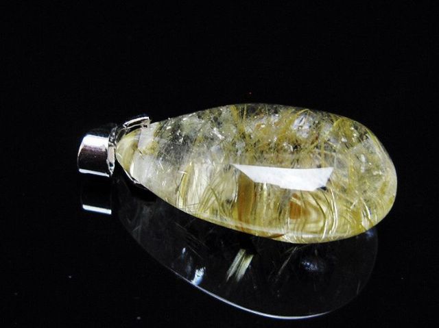 ゴールドタイチンルチルペンダント[T134-3955]