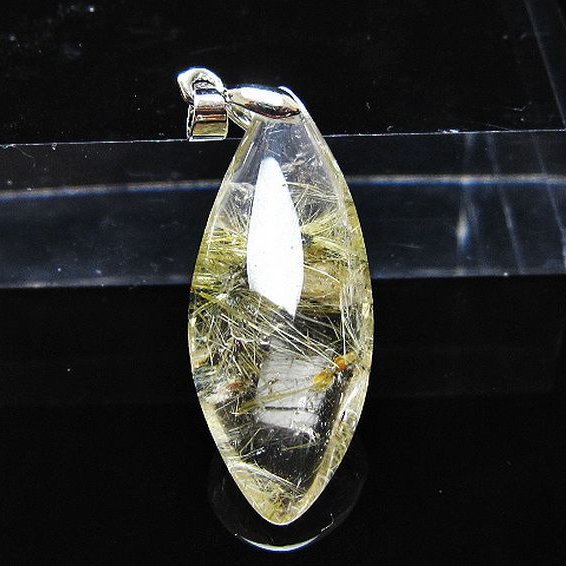 ゴールドタイチンルチルペンダント[T134-4192]