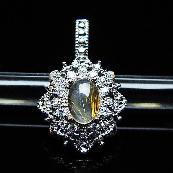 ファイナルグレード金針ルチル水晶ペンダント[T134-4314]