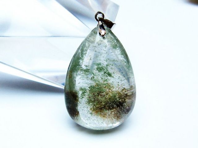 パワーストーン 天然石 ガーデン水晶ペンダント[T136-4551]