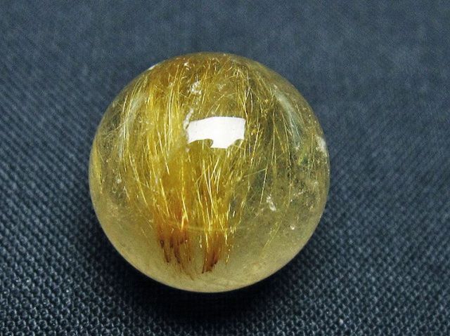 ゴールドタイチンルチル入り水晶丸玉 17mm [t145-2263]