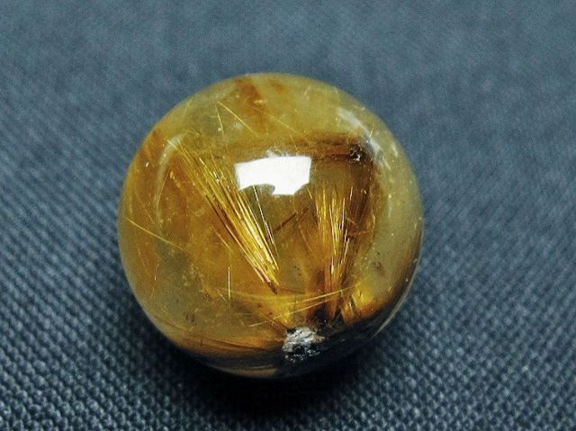 ゴールドタイチンルチル入り水晶丸玉 15mm [t145-2299]