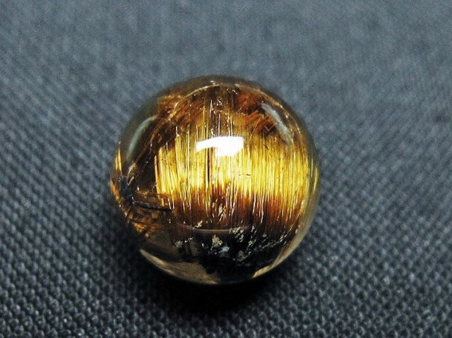 ゴールドタイチンルチル入り水晶丸玉 11mm [t145-2333]