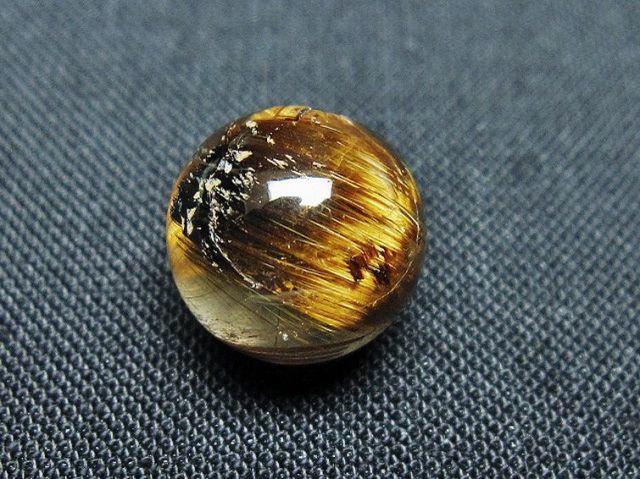 ゴールドタイチンルチル入り水晶丸玉 11mm [t145-2333]