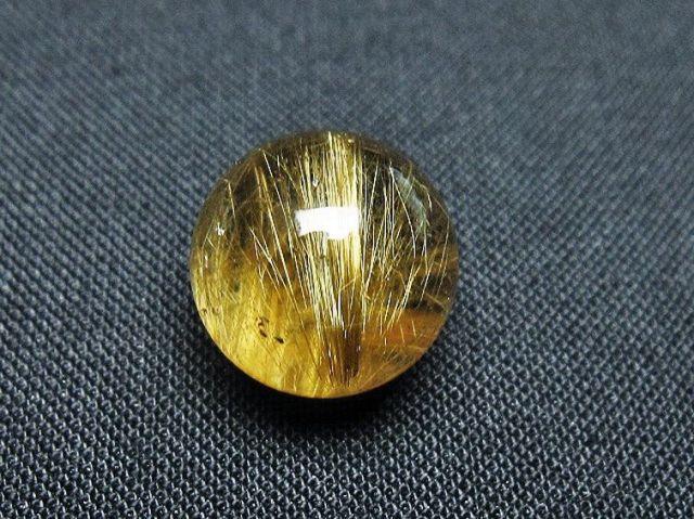 ゴールドタイチンルチル入り水晶丸玉 13mm [t145-2355]