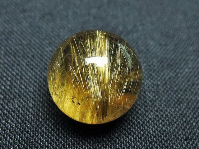 ゴールドタイチンルチル入り水晶丸玉 13mm [t145-2355]