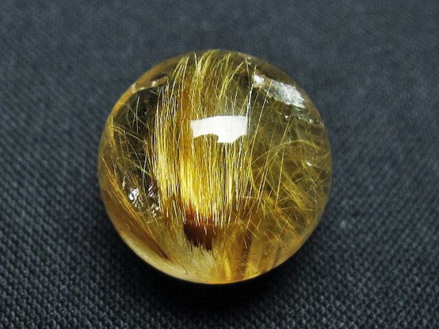 ゴールドタイチンルチル入り水晶丸玉 16mm [T145-2368]