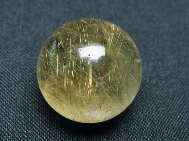 ゴールドタイチンルチル入り水晶丸玉 20mm [T145-2383]