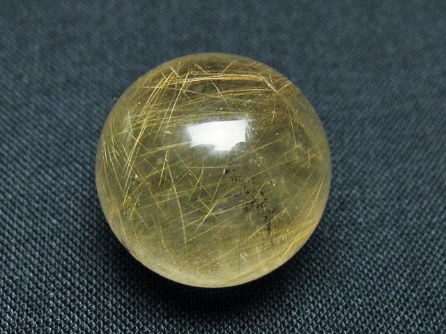 ゴールドタイチンルチル入り水晶丸玉 20mm [T145-2383]