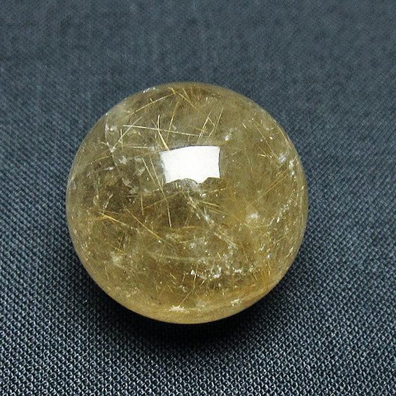 ゴールドタイチンルチル入り水晶丸玉 23mm [T145-2393]