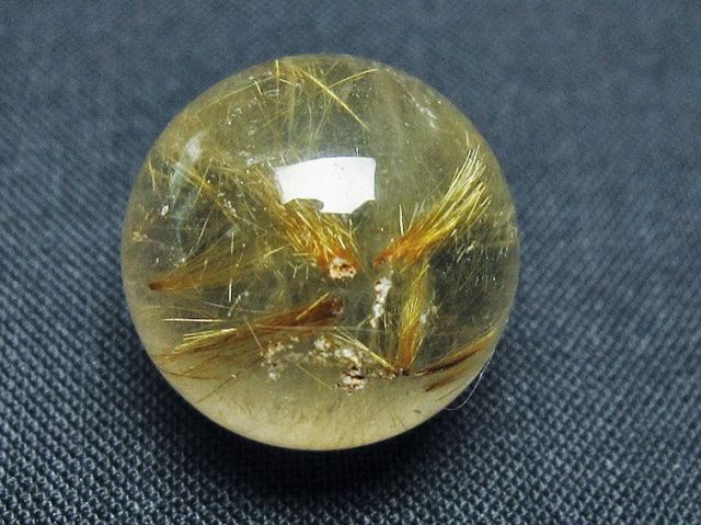 ゴールドタイチンルチル入り水晶丸玉 18mm [T145-2450]
