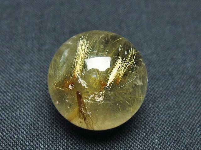 ゴールドタイチンルチル入り水晶丸玉 18mm [T145-2450]
