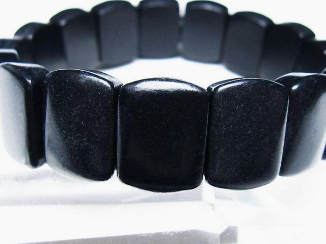 シュンガイト バングル[T147-3538]