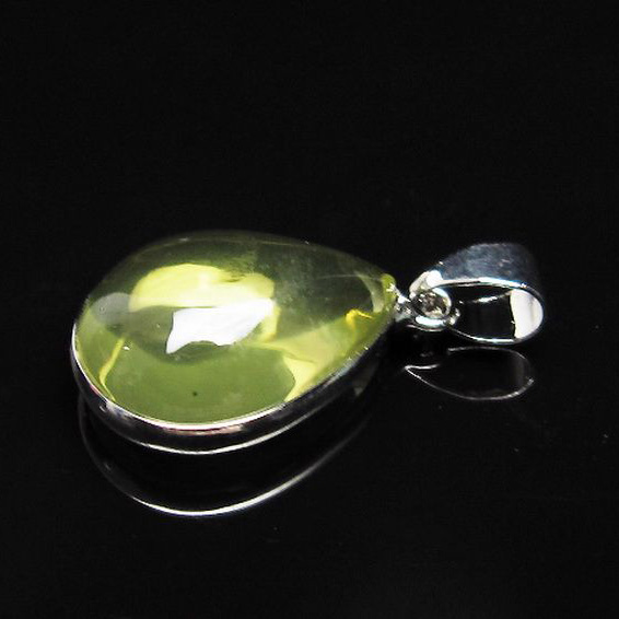 ゴールドメタモルフォーゼスペンダント[T167-2072]