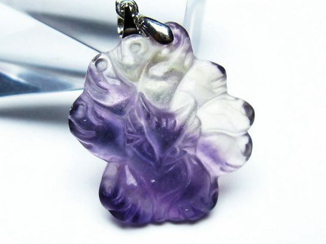 フローライト ペンダント[T211-5679]