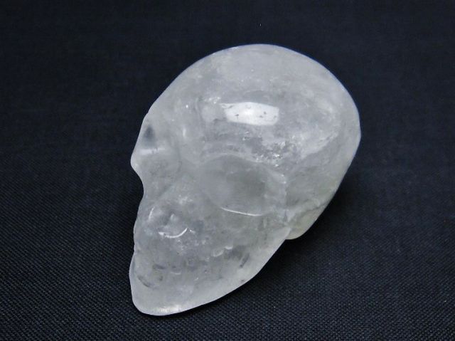 ヒマラヤ水晶ドクロ[T215-3742]